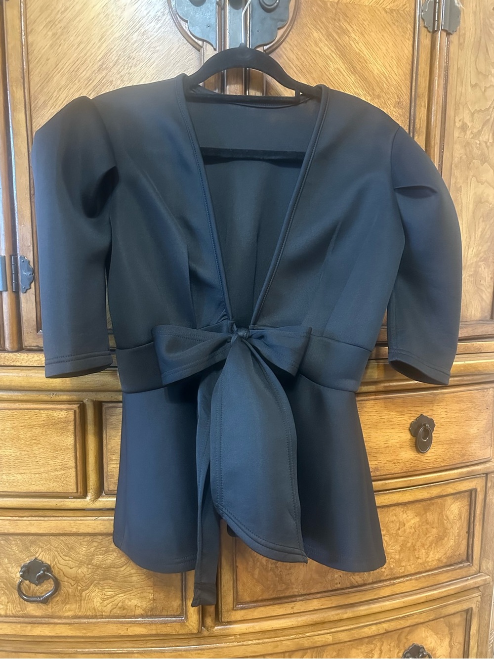 Forever 21 Black Scuba Bow Tie Peplum Jacket Large NWOT - Picture 2 of 16